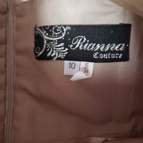 Rianna Size 10 Women's Beige Dress - Pre-Owned - Picture 3 of 8
